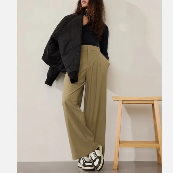 Athleta Women's Tan Pinnacle High Rise Trouser Wide Leg Size 16, New with tags! - Picture 1 of 13